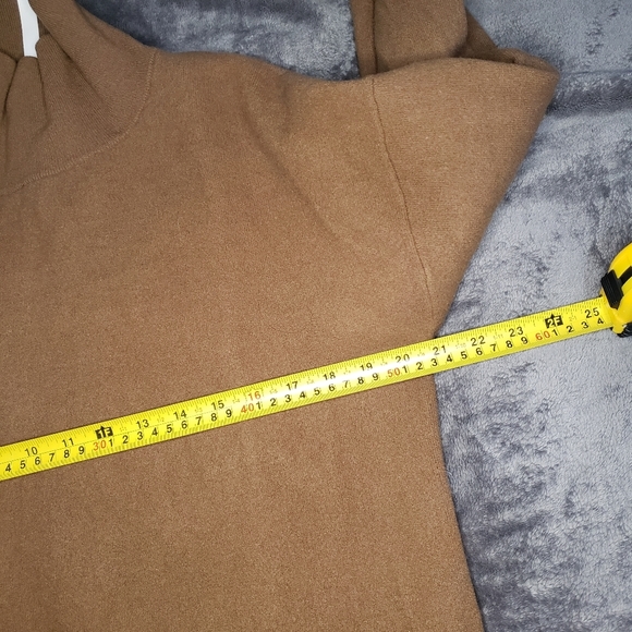 Aritzia The Group Babaton Hanna Wool Blend Sweater - Picture 11 of 12